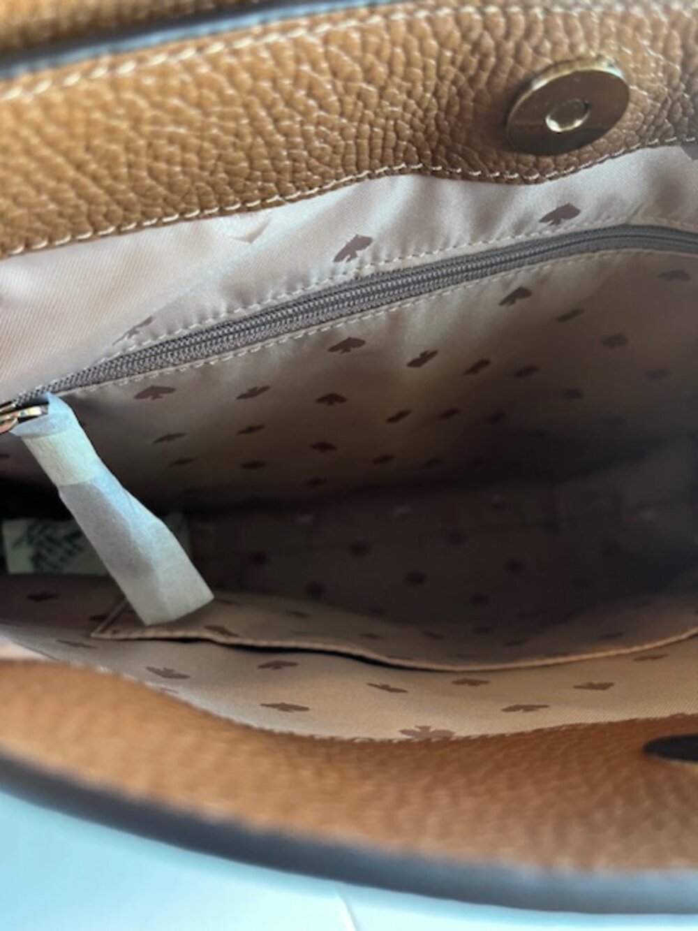 Kate Spade New York chain shoulder bag. - Picture 7 of 7